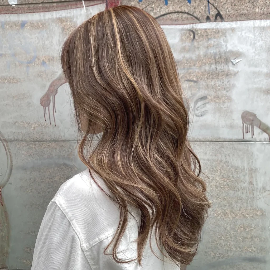 Gorgeous Korean Brown Hair Color Collection: 7 Must-See Looks | Seoul Hair Salon 4 80