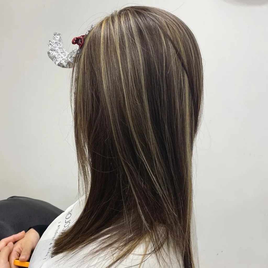 Gorgeous Korean Caramel Blonde Hair Collection: 7 Must-See Looks | Seoul Hair Salon 2 1055