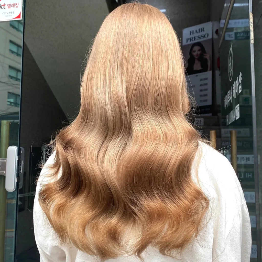 7 Stunning Korean Warm Blonde Hair Styles You Need to Try | Seoul Hair Salon 2 269